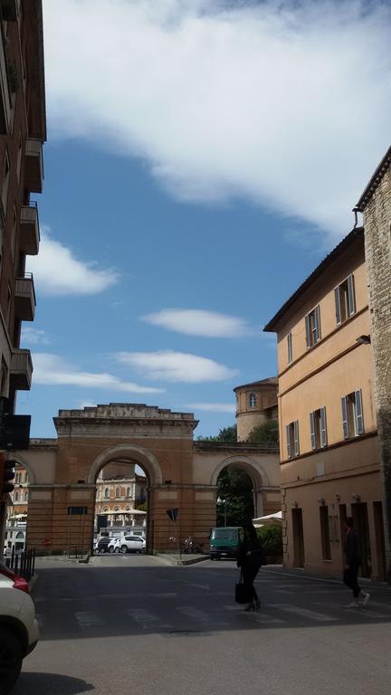 Ferienwohnung Bilocale In Via Del Conventuccio Perugia Exterior foto