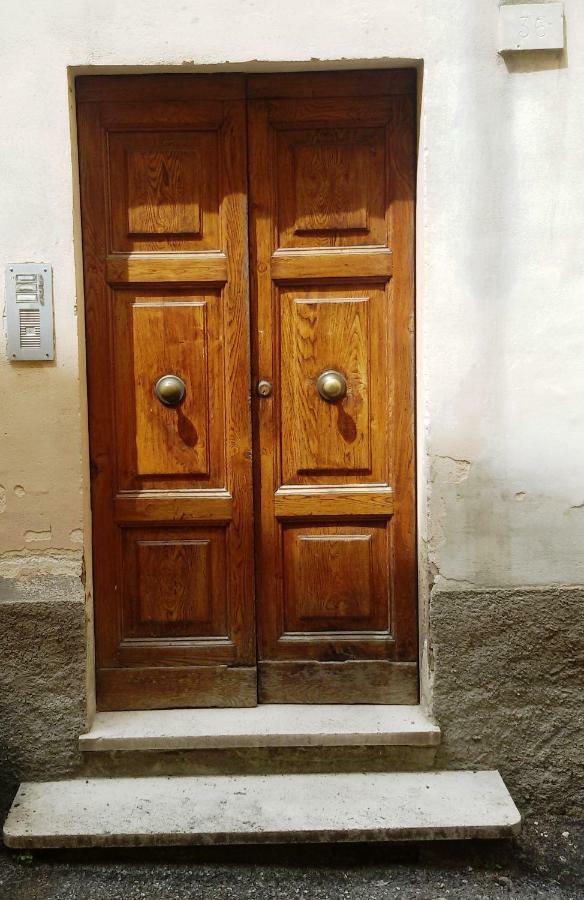 Ferienwohnung Bilocale In Via Del Conventuccio Perugia Exterior foto